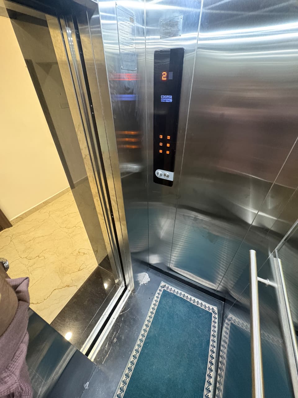 Residency in Yercaud - Lift